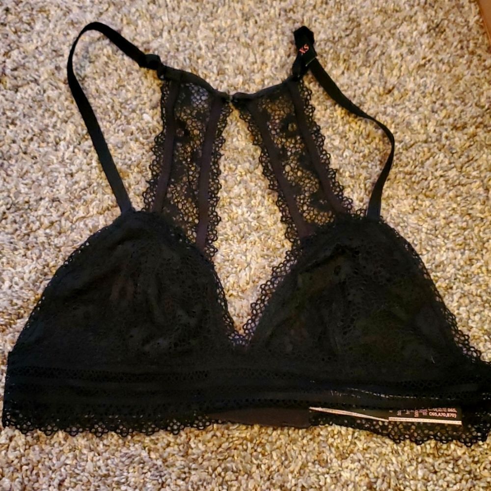 BRAND NEW VS bralette 